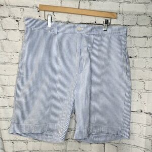 Ralph Lauren Men's Seersucker Blue‎ and White Shorts Size 36